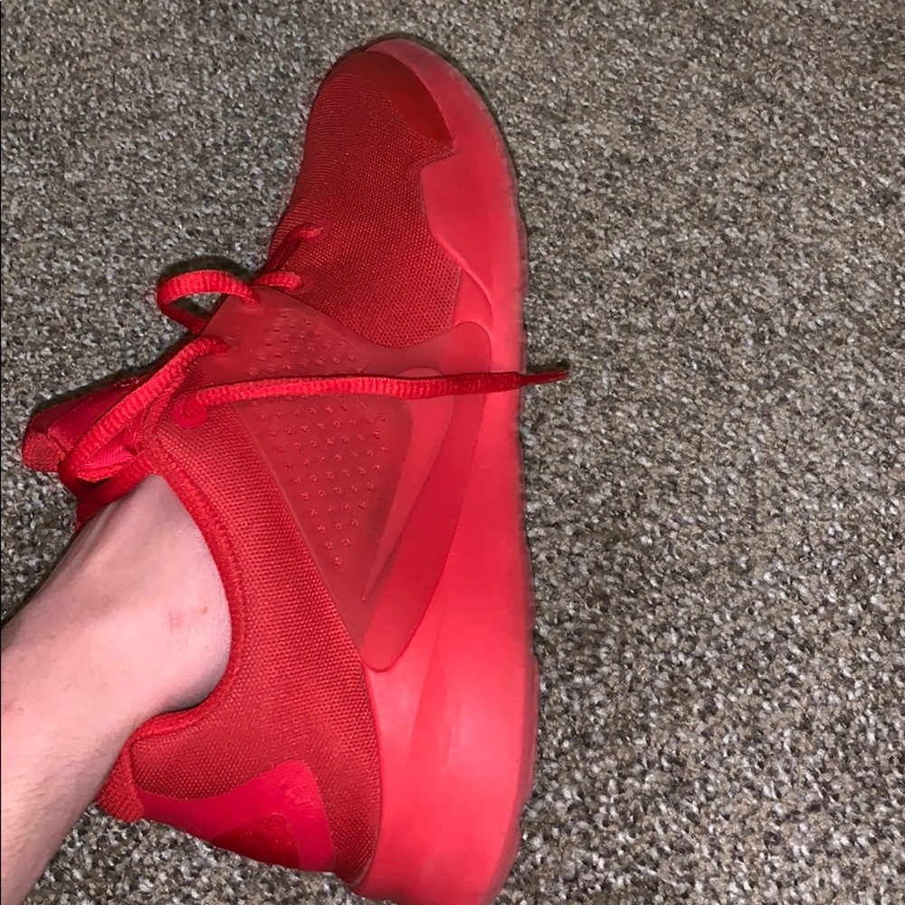 Nike - Picture 2 of 5